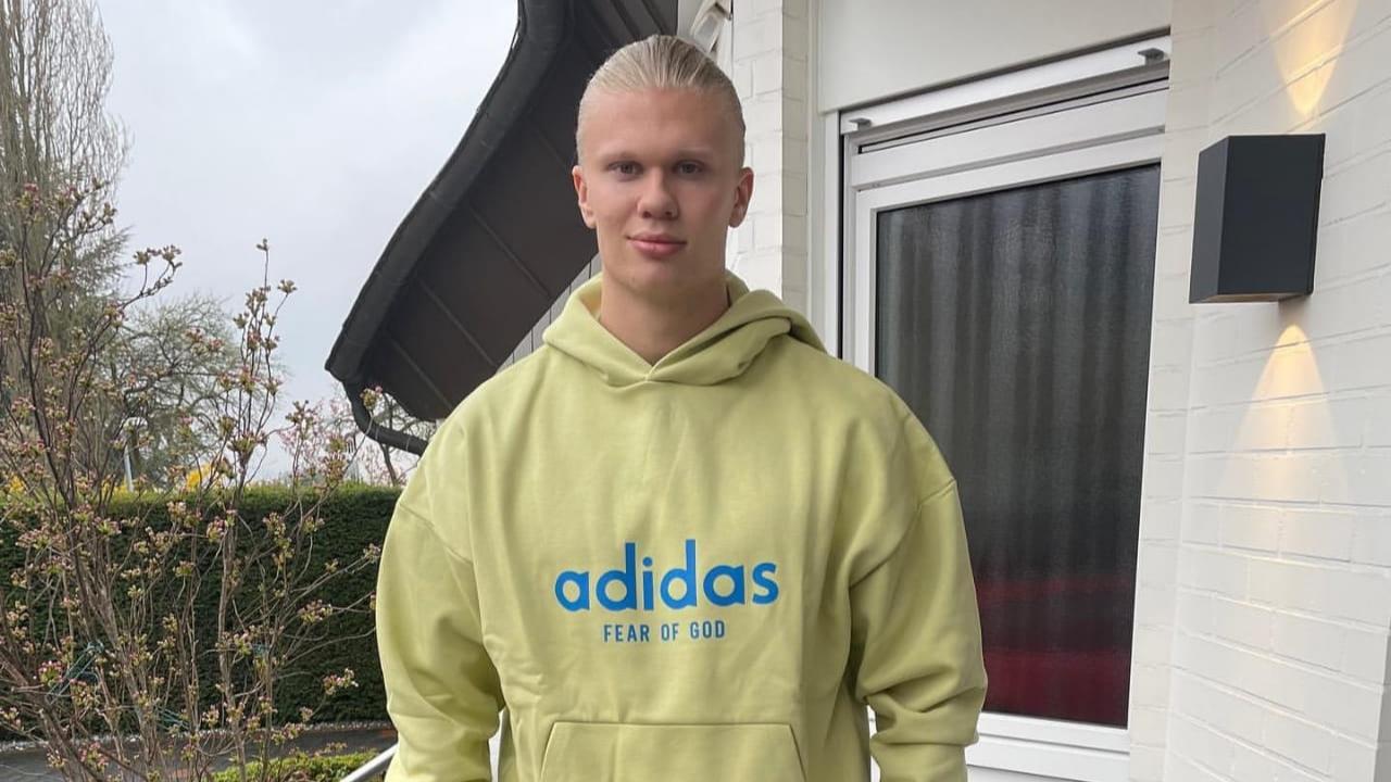 Manchester City announce the signing of Norwegian phenom Erling Haaland